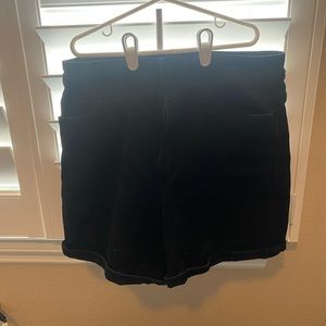 Vici vervet black shorts- medium
